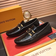 Louis Vuitton Low Shoes